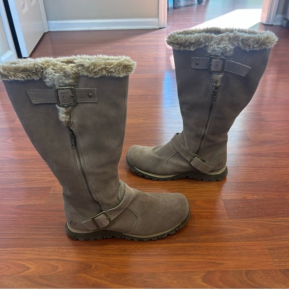 Tan Winter Rain Boots with Knee High Design and Cozy Cuff - Picture 3 of 7